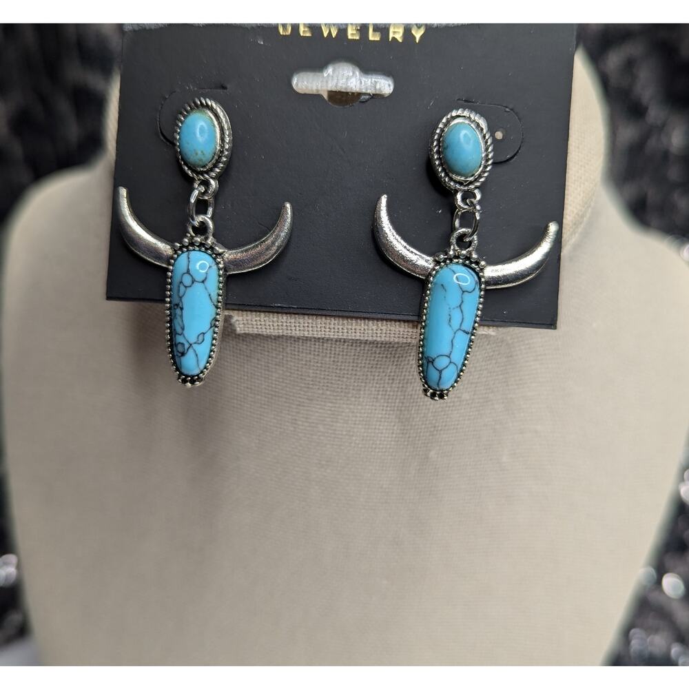 Turquoise Western Bull Head Earrings Silver Tone Cow Skull Dangle Statement Boho - Picture 4 of 8